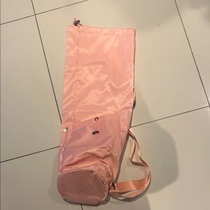 Pink yoga mat carrying case
